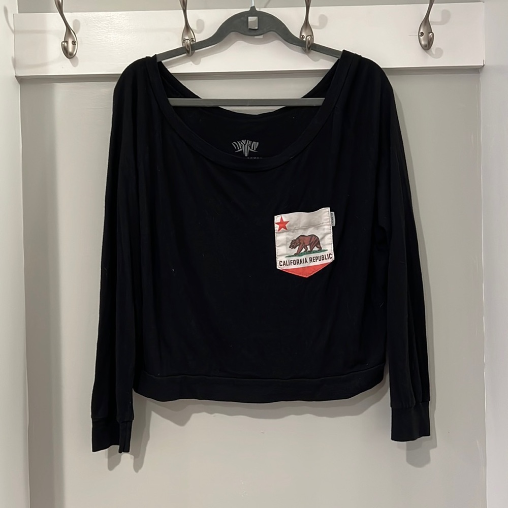 SerengeTee California Flag Long Sleeve Crop